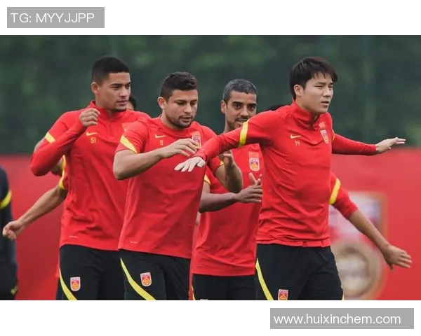 梅西最新动态揭秘足球明星背后的故事与成就分析