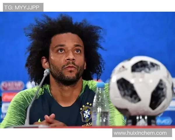 足球明星侧背发型的魅力解析与时尚搭配技巧分享