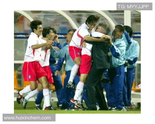 足球明星激烈冲突引发斗殴事件背后真相揭秘与舆论反响分析